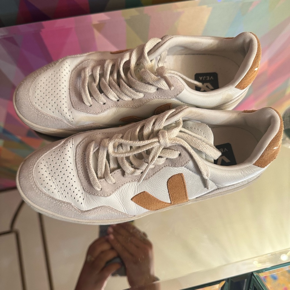 Veja Women's White and Tan Sneakers - Picture 2 of 3